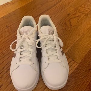 Adidas Unisex Grand Court Tennis Shoe